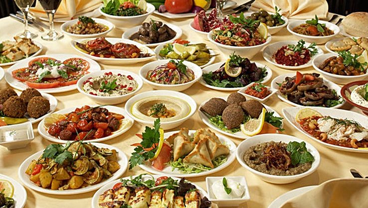 Kalte Vorspeisen – Mezze-Auswahl